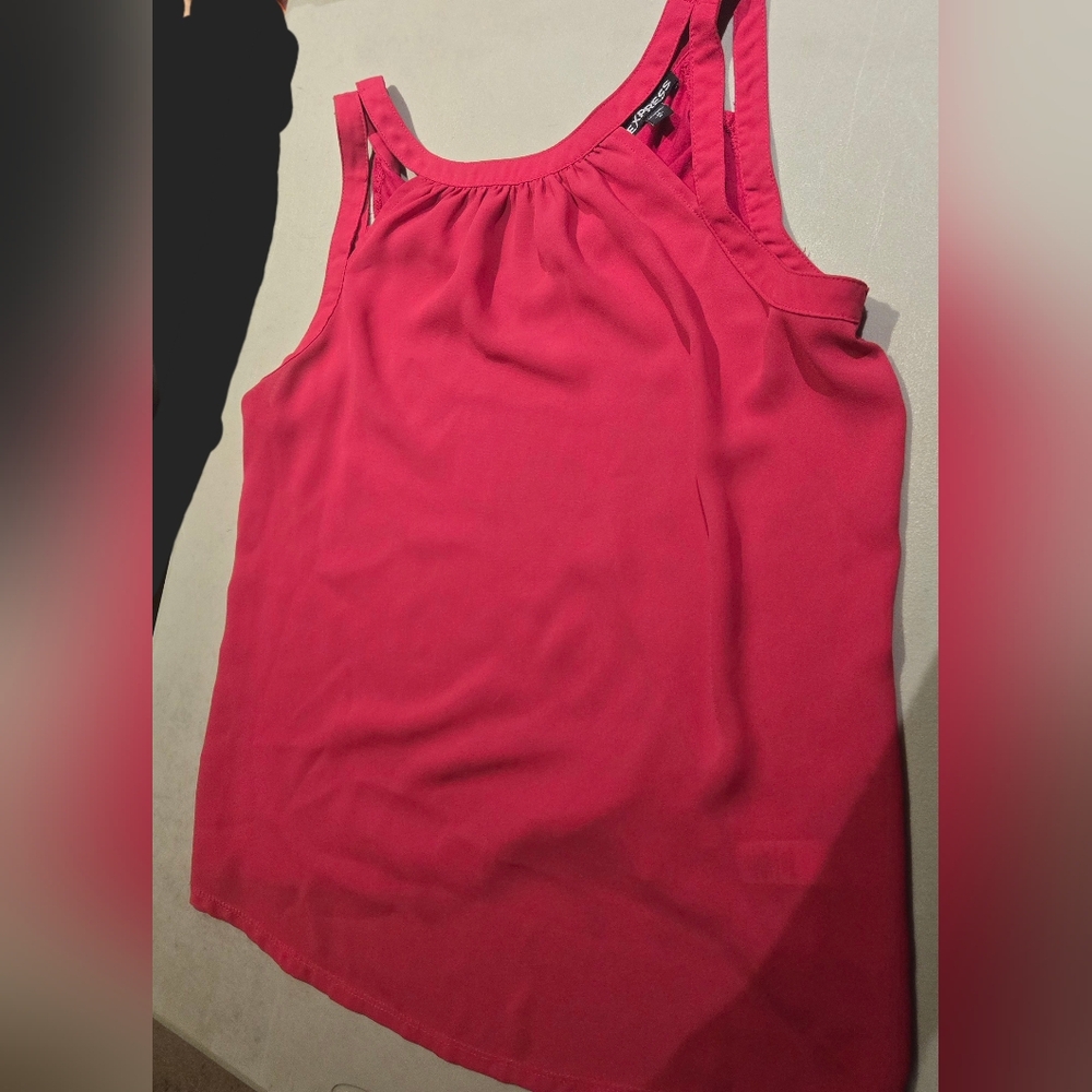 Women's EXPRESS Pink Sleeveless Top